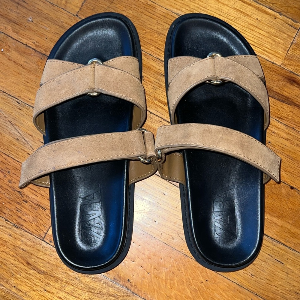 ZARA SLIDES NEVER WORN OUT